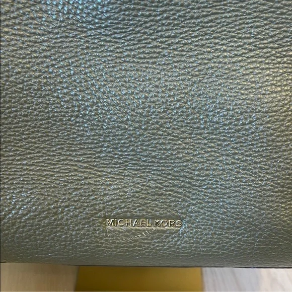 Michael Kors olive green Tote Bag with Gold Accents - Picture 4 of 7